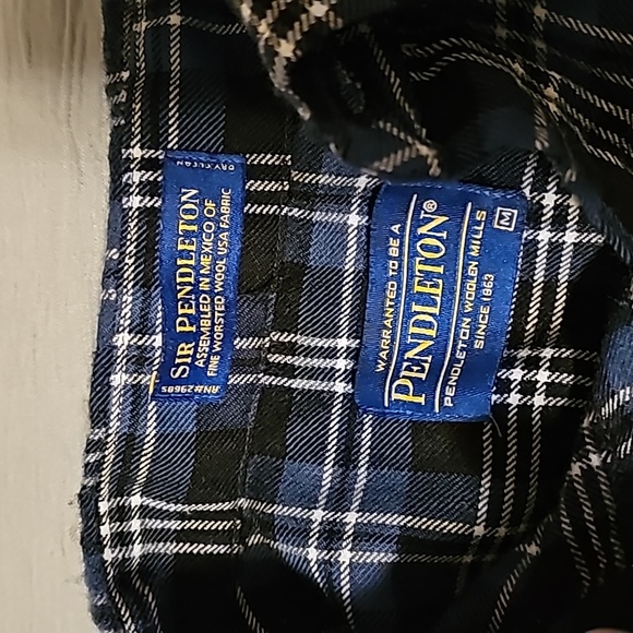 Pendelton button-up Shirt - Picture 5 of 6